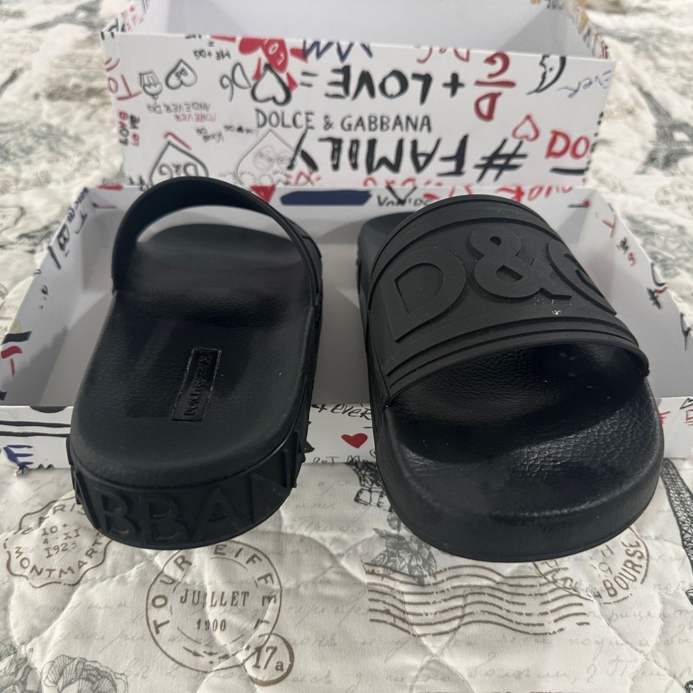 Dolce & Gabbana Black Logo Slides